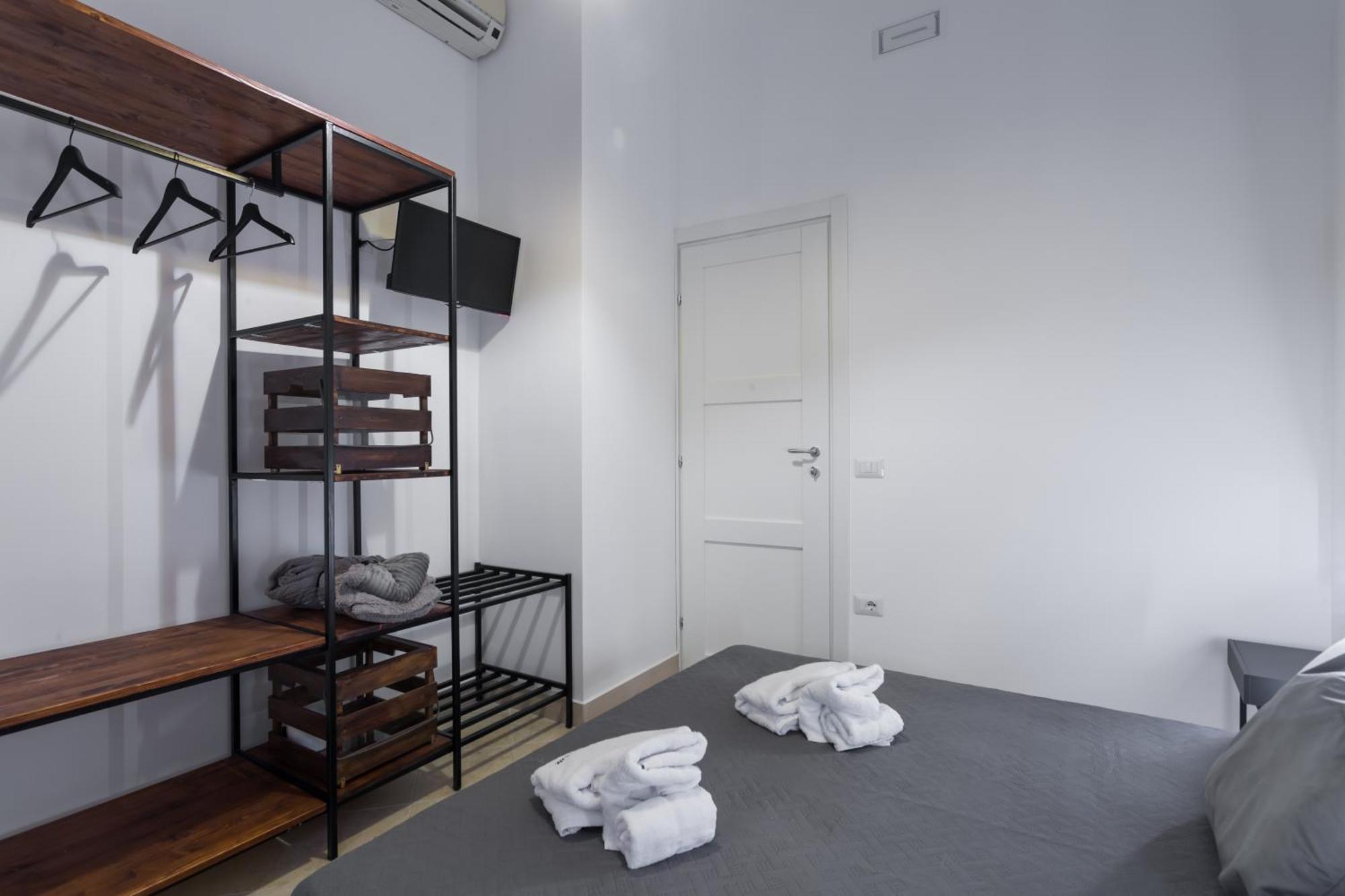 Vesuvio Plaza Room Оттавіано Екстер'єр фото